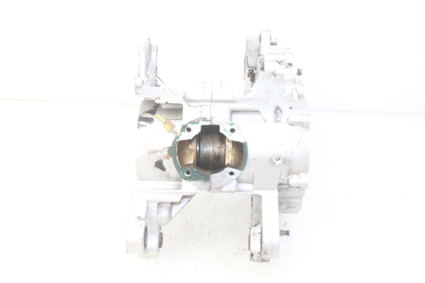 photo de ENGINE LOWER CASING SYM JET EURO X 2T 50 (2003 - 2007) - Markings and original references