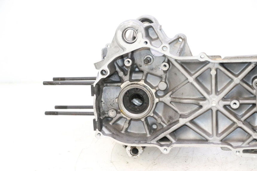 photo de ENGINE CRANKCASE RIDE JUMP 2T 50 (2012 - 2017) - Distinctive features