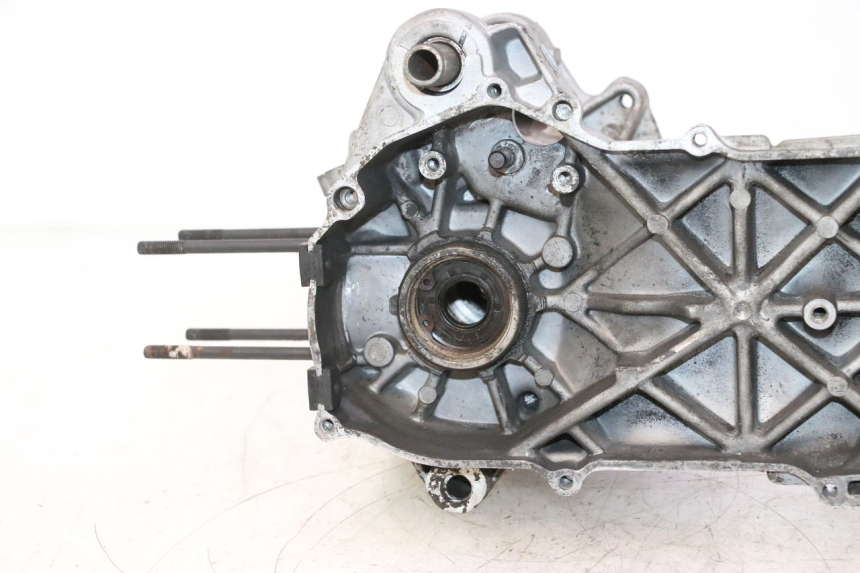 photo de ENGINE CRANKCASE RIDE JUMP 2T 50 (2012 - 2017) - Distinctive features