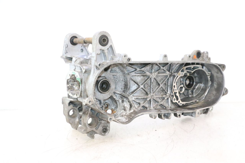 photo de ENGINE CRANKCASE PEUGEOT KISBEE 2T 50 (2010 - 2017) - Main view