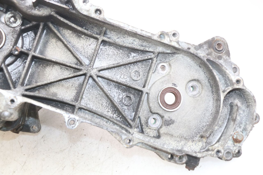 photo de ENGINE LOWER CASING PEUGEOT KISBEE 4T 50 (2018 - 2022) - Component detail