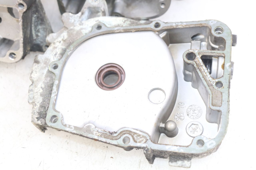 photo de ENGINE LOWER CASING PEUGEOT KISBEE 4T 50 (2018 - 2022) - Used quality zoom