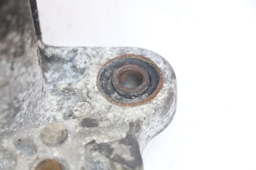 photo de ENGINE LOWER CASING PEUGEOT KISBEE 4T 50 (2018 - 2022) - Alternative perspective