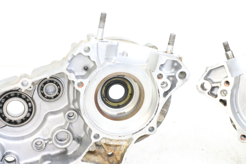 photo de ENGINE LOWER CRANKCASE KAWASAKI KX 85 (2014 - 2021) - Focus on structure