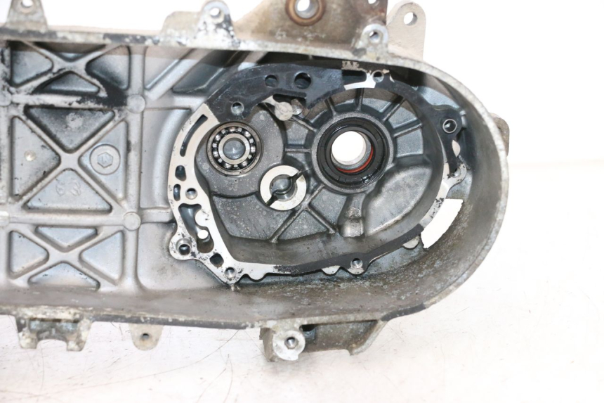 photo de ENGINE CRANKCASE PEUGEOT LUDIX ONE 50 (2004 - 2013) - Detailed visual inspection