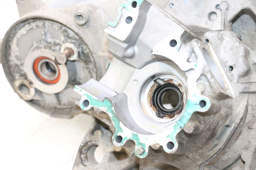 photo de ENGINE CRANKCASE PEUGEOT LUDIX ONE 50 (2004 - 2013) - Alternative perspective