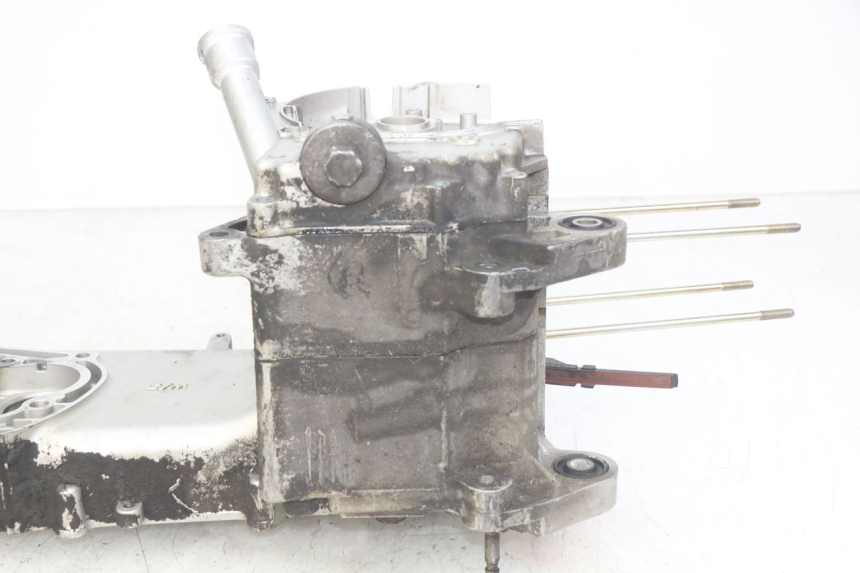 photo de ENGINE LOWER CASING SYM MIO 50 (2011 - 2017) - Zoom on usage condition