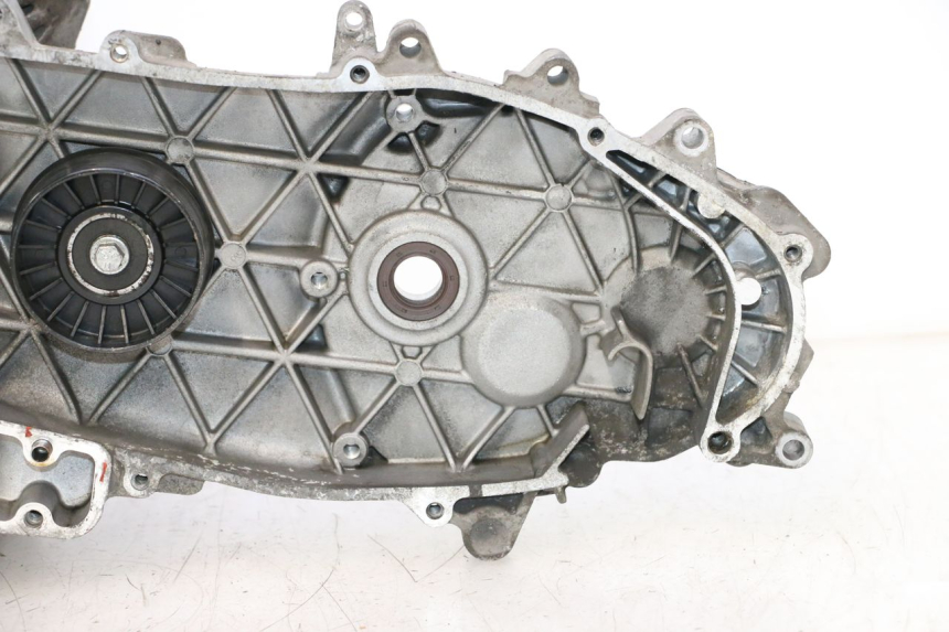 photo de ENGINE CRANKCASE PIAGGIO MP3 LT 300 (2010 - 2016) - Supplementary product photo