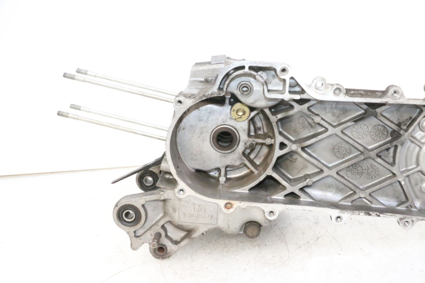 photo de ENGINE CRANKCASE KYMCO LIKE 4T 50 (2019 - 2025) - Fixing points details