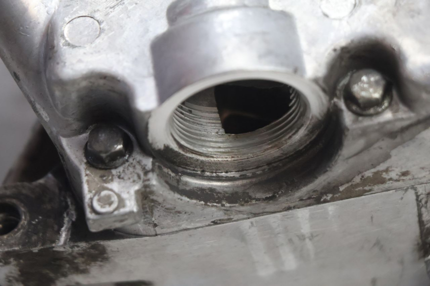 photo de ENGINE CRANKCASE KYMCO LIKE 4T 50 (2019 - 2025) - Alternative angle