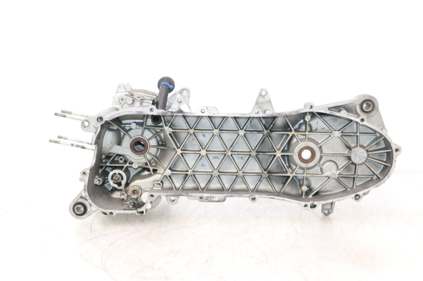 photo de ENGINE LOWER CASING PIAGGIO NEW TYPHOON 50 (2018 - 2021) - Main view