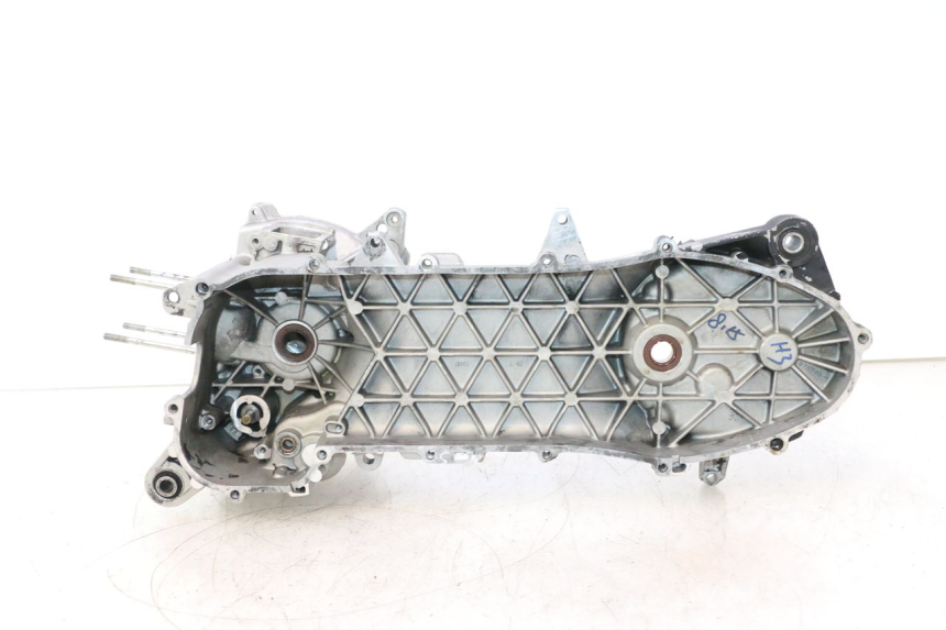 photo de ENGINE LOWER CASING PIAGGIO NEW TYPHOON 50 (2018 - 2021) - Main view