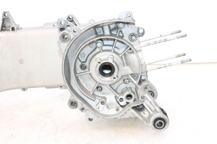 photo de ENGINE LOWER CASING PIAGGIO NEW TYPHOON 50 (2018 - 2021) - Fixing points details