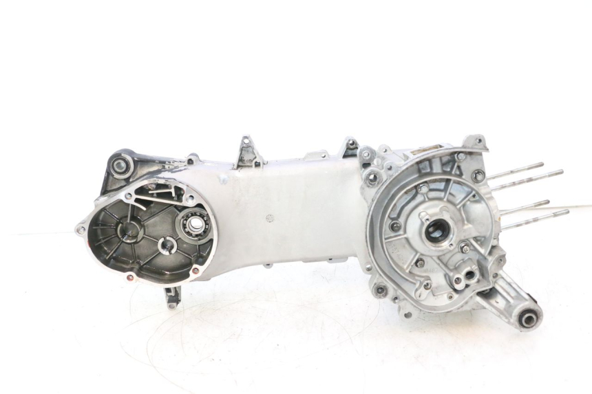 photo de ENGINE LOWER CASING PIAGGIO NEW TYPHOON 50 (2018 - 2021) - Surface and material condition