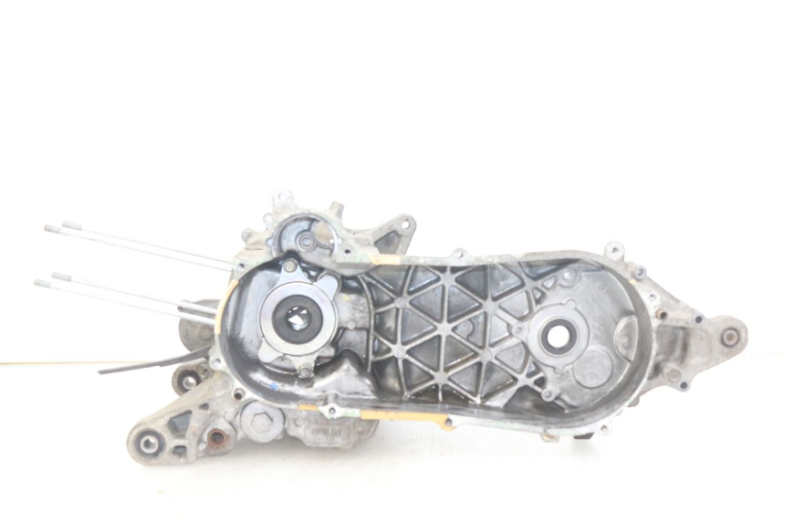 photo de ENGINE LOWER CASING HONDA NHX LEAD 110 (2008 - 2010) - Alternative perspective