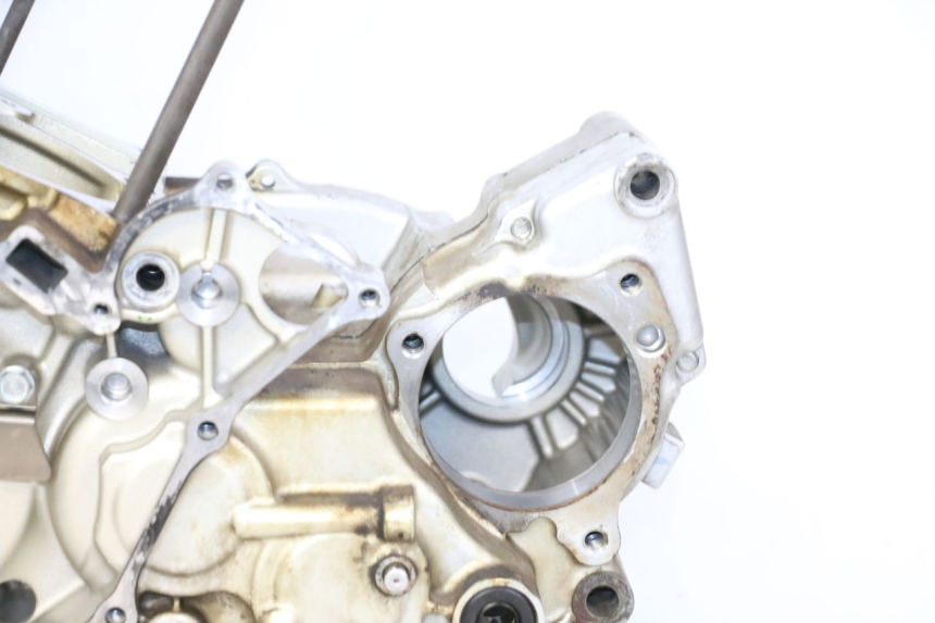 photo de ENGINE CRANKCASE HONDA NTV DEAUVILLE 650 (2001 - 2006) - Product overview