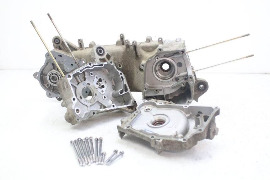 photo de ENGINE BOTTOM CASE SYM ORBIT 2 4T 50 (2018 - 2022) - Main view