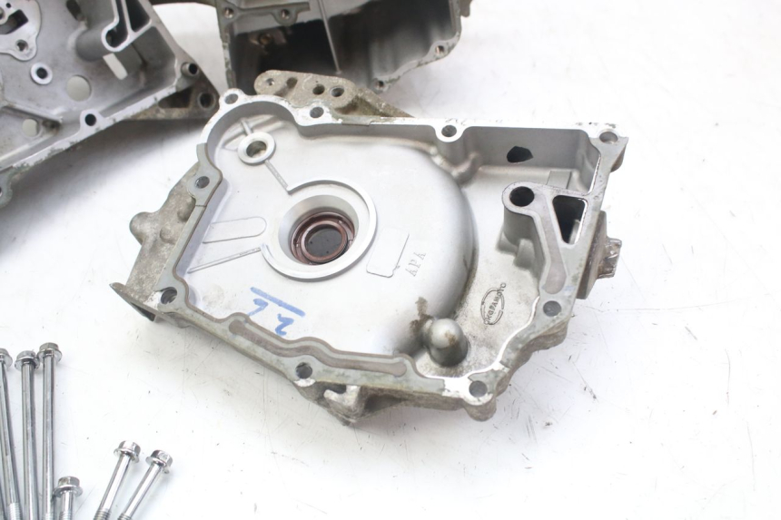 photo de ENGINE BOTTOM CASE SYM ORBIT 2 4T 50 (2018 - 2022) - High-resolution close-up