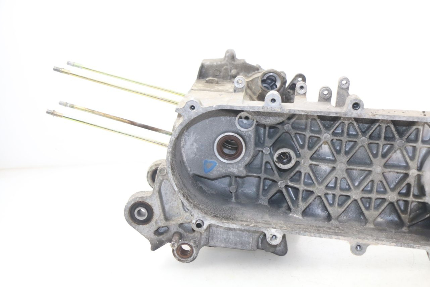 photo de ENGINE CRANKCASE SYM ORBIT 2 50 (2008 - 2014) - Surface and material condition