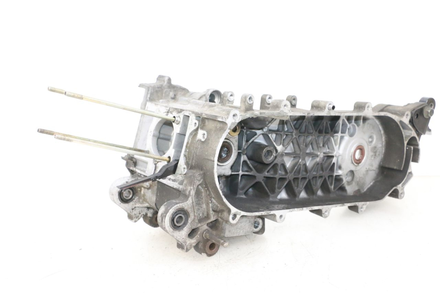 photo de ENGINE LOWER CASING SYM ORBIT III 3 4T 50 (2018 - 2021) - Component detail