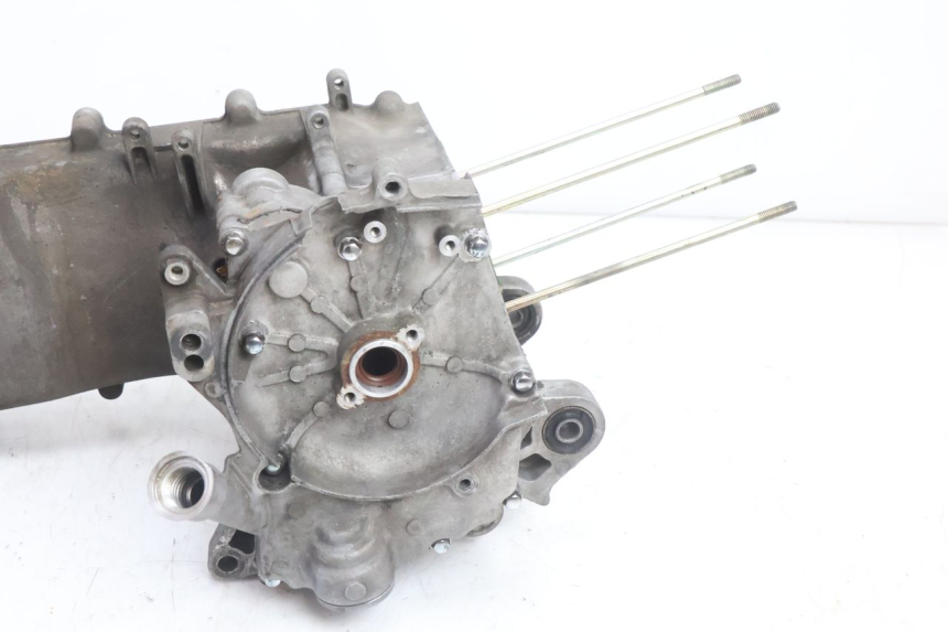 photo de ENGINE CRANKCASE SYM ORBIT III 3 4T 50 (2021 - 2025) - Surface and material condition