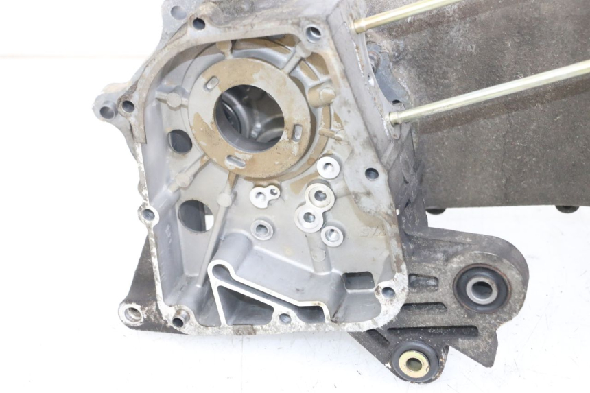 photo de ENGINE CRANKCASE SYM ORBIT 50 (2008 - 2010) - High-resolution close-up