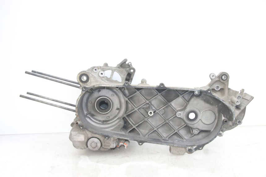 photo de ENGINE BOTTOM CASE HONDA PCX (JF28) 125 (2009 - 2011) - Main view