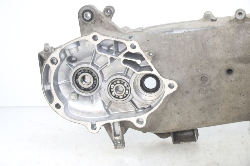 photo de ENGINE BOTTOM CASE HONDA PCX (JF28) 125 (2009 - 2011) - Supplementary product photo