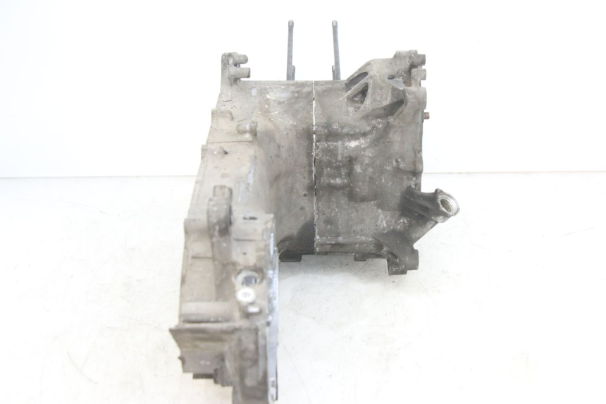 photo de ENGINE BOTTOM CASE HONDA PCX (JF28) 125 (2009 - 2011) - Surface and material condition