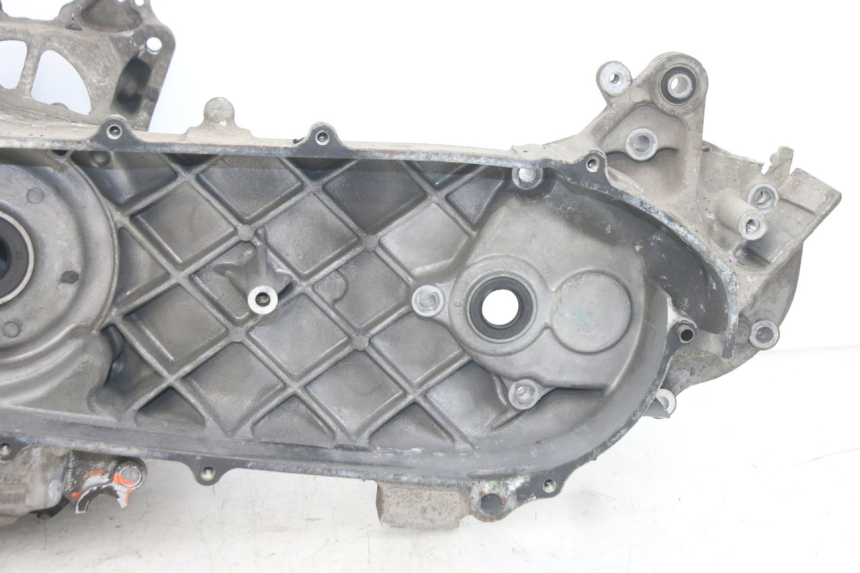photo de ENGINE BOTTOM CASE HONDA PCX (JF28) 125 (2009 - 2011) - Markings and original references