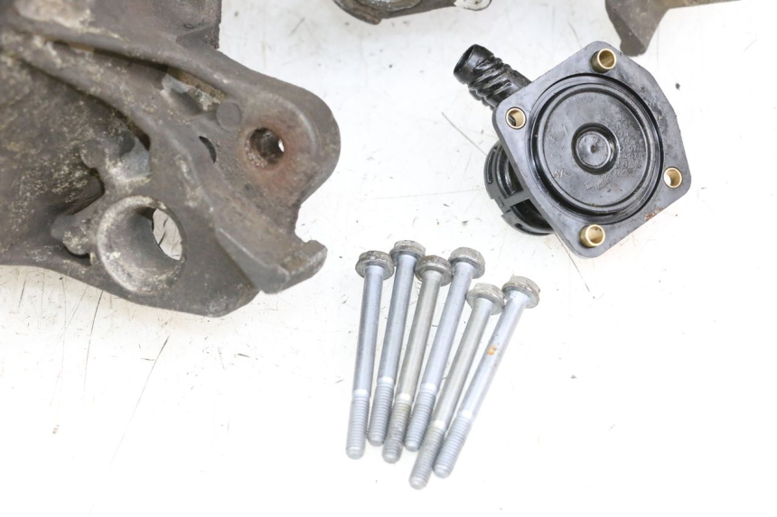 photo de ENGINE LOWER CASING PEUGEOT LUDIX 50 (2008 - 2017) - Alternative angle