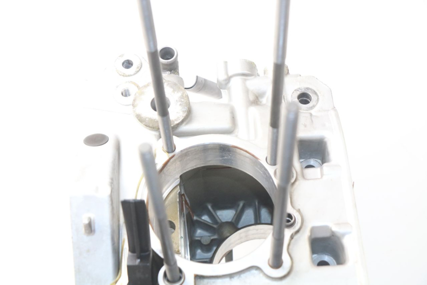 photo de ENGINE CRANKCASE BMW R GS 1150 (1999 - 2004) - Distinctive features