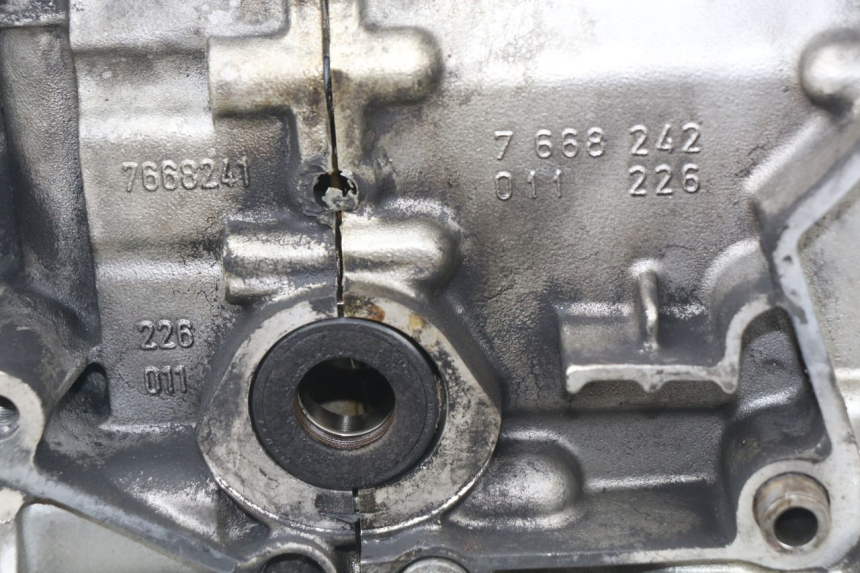 photo de ENGINE CRANKCASE BMW R GS 1200 (2005 - 2007) - Fixing points details