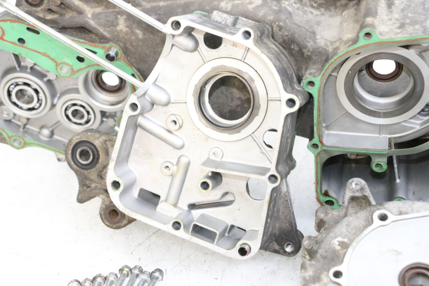 photo de Engine bottom case EUROCKA R8 4T 50 (2013 - 2022) - Alternative angle