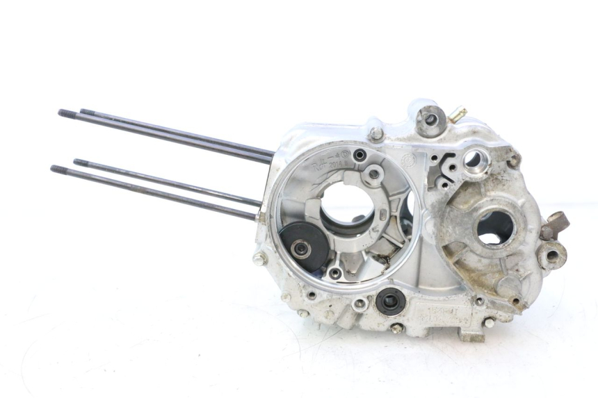 photo de ENGINE CRANKCASE APOLLO RFZ 125 - High-resolution close-up