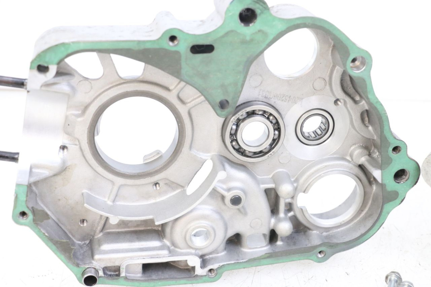 photo de ENGINE CRANKCASE APOLLO RFZ 140 - Focus on structure