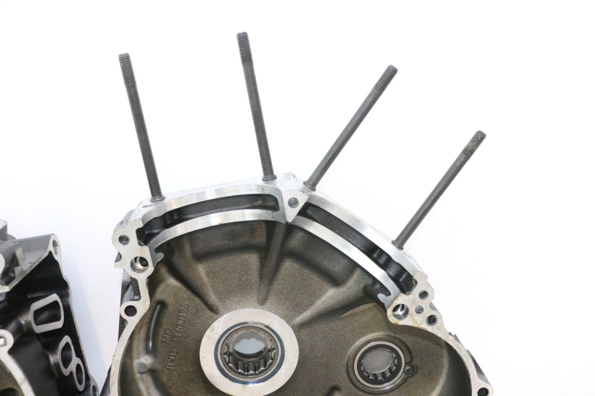 photo de ENGINE CRANKCASE HARLEY DAVIDSON ROAD GLIDE FLTRXSE 1920 (2018 - 2022) - Alternative angle