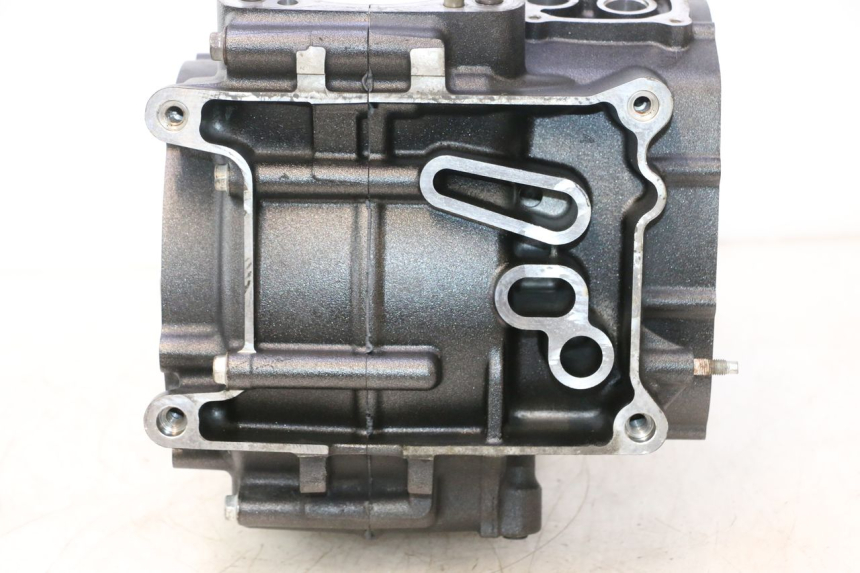 photo de ENGINE CRANKCASE HARLEY DAVIDSON ROAD GLIDE FLTRXSE 1920 (2018 - 2022) - Fixing points details