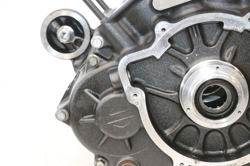 photo de ENGINE CRANKCASE HARLEY DAVIDSON ROAD GLIDE FLTRXSE 1920 (2018 - 2022) - Checked used part