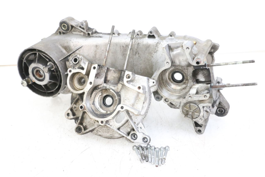photo de ENGINE CRANKCASE GILERA RUNNER LC 50 (1997 - 1998) - High-resolution close-up