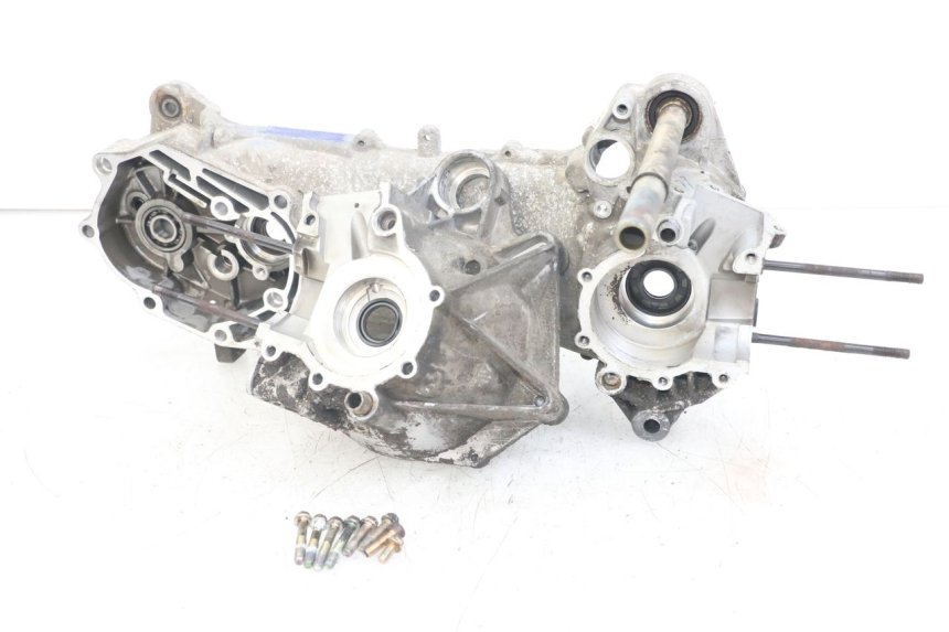 photo de ENGINE LOWER CRANKCASE KEEWAY RY6 2T 50 (2011 - 2019) - Used quality zoom