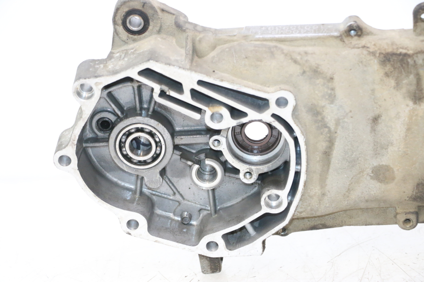 photo de ENGINE LOWER CRANKCASE KEEWAY RY6 2T 50 (2011 - 2019) - Checked used part