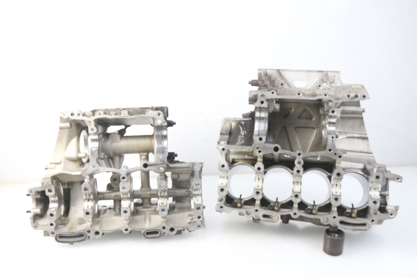 photo de ENGINE CRANKCASE BMW S RR ABS S1000RR 1000 (2009 - 2011) - Checked used part