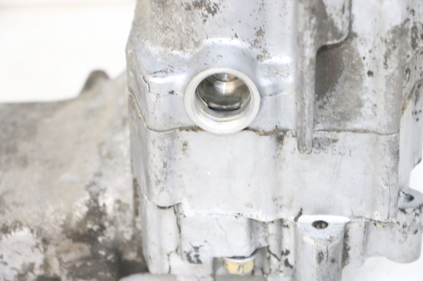 photo de ENGINE BOTTOM CASE DAELIM S1 125 (2007 - 2016) - Technical close-up