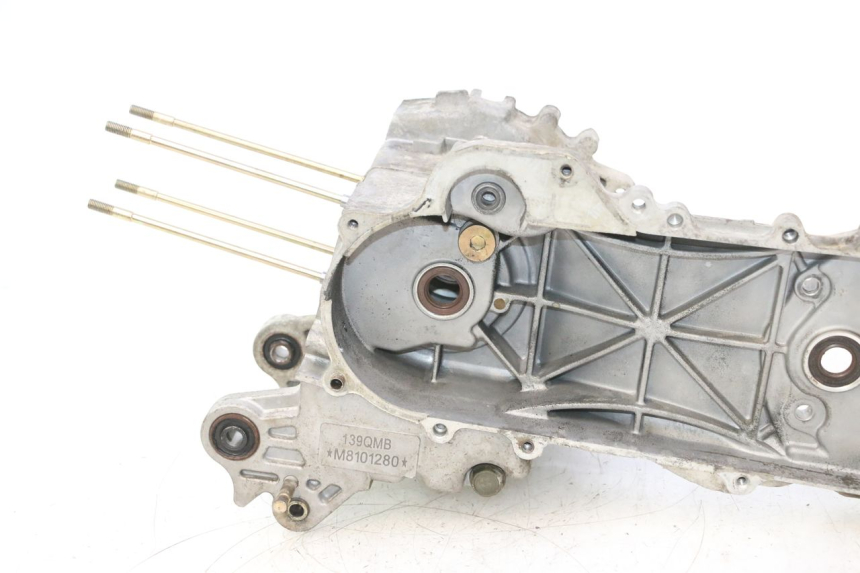 photo de ENGINE CRANKCASE JM MOTORS SANTANA 50 (2014 - 2023) - High-resolution close-up