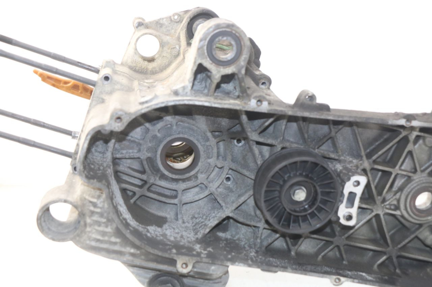 photo de ENGINE CRANKCASE PEUGEOT SATELIS 500 (2007 - 2013) - Alternative perspective