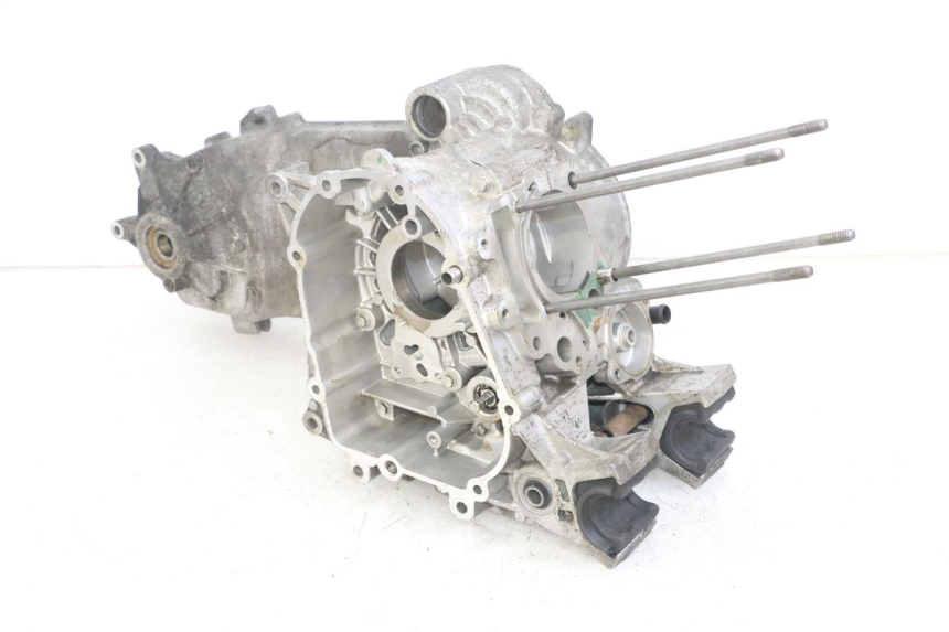 photo de ENGINE CRANKCASE PEUGEOT SATELIS 125 (2013 - 2018) - Surface and material condition