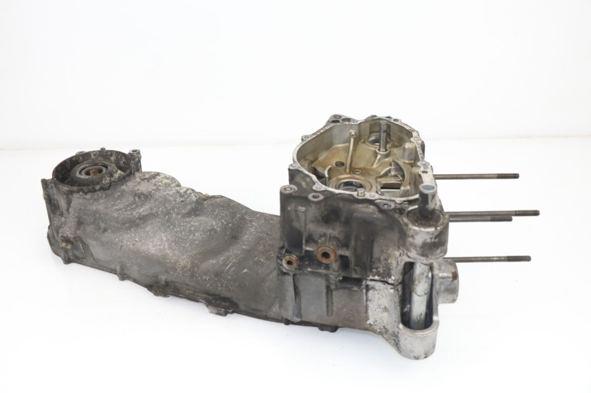 photo de ENGINE CRANKCASE APRILIA SCARABEO GT 125 (1999 - 2007) - Alternative perspective