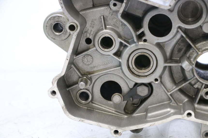 photo de ENGINE CRANKCASE DERBI SENDA 50 (2003 - 2005) - Component zoom
