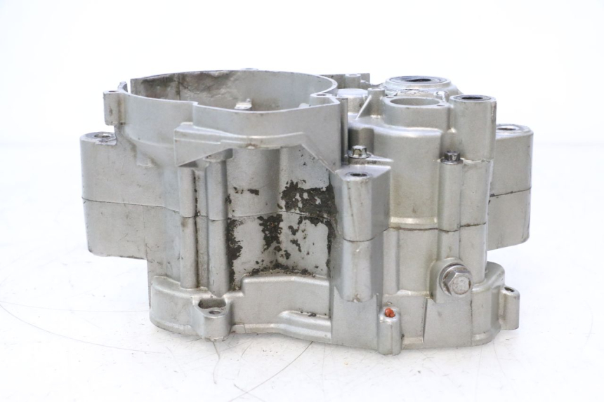 photo de ENGINE CRANKCASE DERBI SENDA 50 (2003 - 2005) - Alternative angle